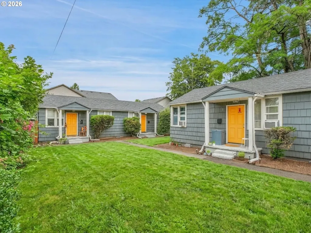 5821 SE Knapp Street Portland OR 97206