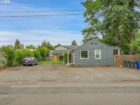 5821 SE Knapp Street Portland OR 97206