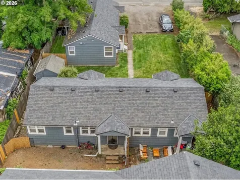 5821 SE Knapp Street Portland OR 97206