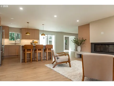 6375 SW Dawn Street Lake Oswego OR 97035