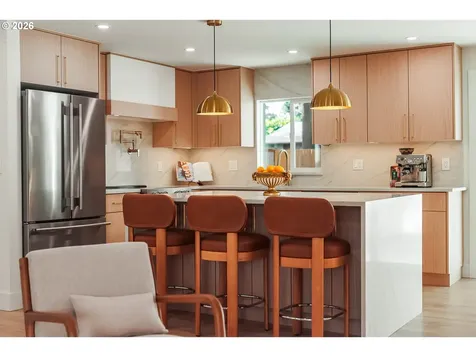 6375 SW Dawn Street Lake Oswego OR 97035