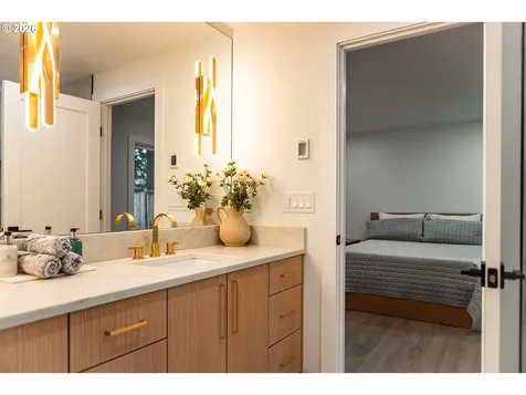 6375 SW Dawn Street Lake Oswego OR 97035