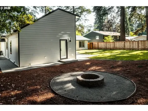 6375 SW Dawn Street Lake Oswego OR 97035