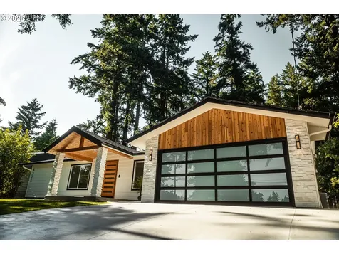 6375 SW Dawn Street Lake Oswego OR 97035