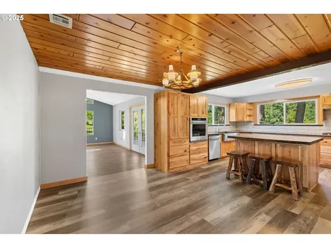 31762 Nichols Lane Cottage Grove OR 97424