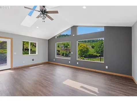 31762 Nichols Lane Cottage Grove OR 97424