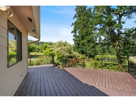 31762 Nichols Lane Cottage Grove OR 97424