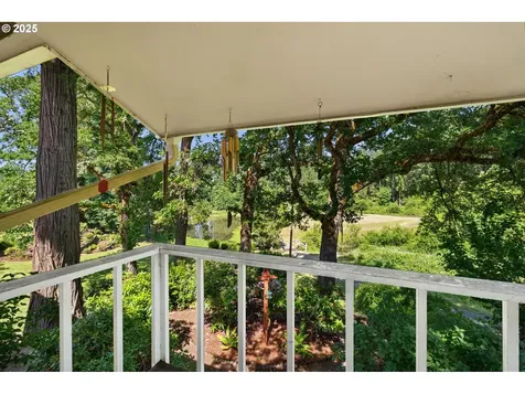 31762 Nichols Lane Cottage Grove OR 97424