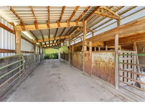31762 Nichols Lane Cottage Grove OR 97424