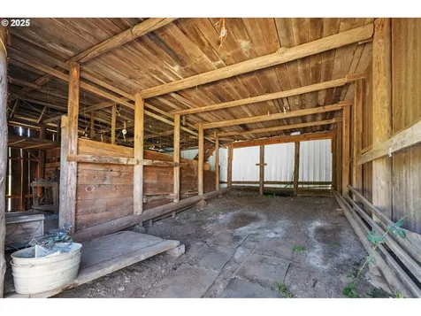 31762 Nichols Lane Cottage Grove OR 97424