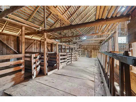 31762 Nichols Lane Cottage Grove OR 97424