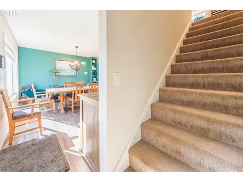6225 NW Logan Road Lincoln City OR 97367
