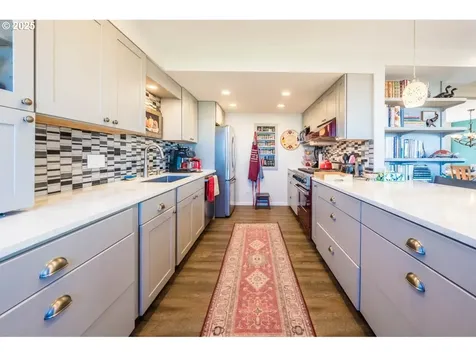 6225 NW Logan Road Lincoln City OR 97367