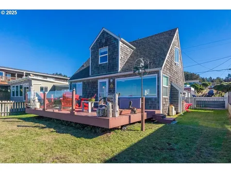 6225 NW Logan Road Lincoln City OR 97367