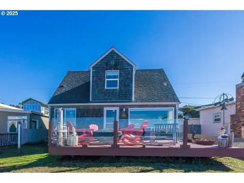 6225 NW Logan Road Lincoln City OR 97367