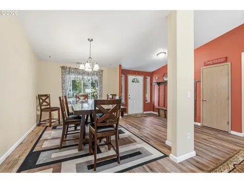 260 Trinity Drive Castle Rock WA 98611