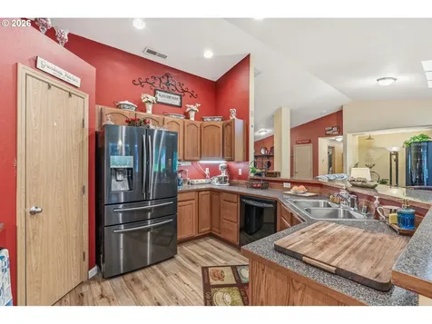 260 Trinity Drive Castle Rock WA 98611