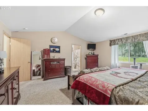 260 Trinity Drive Castle Rock WA 98611