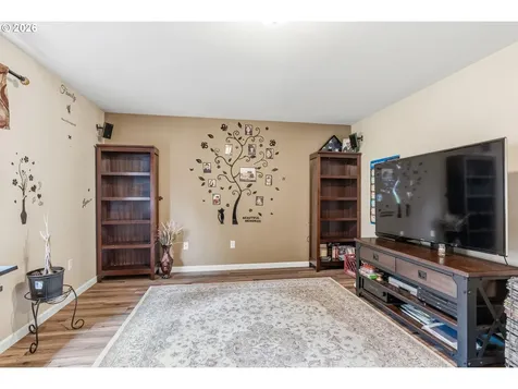 260 Trinity Drive Castle Rock WA 98611