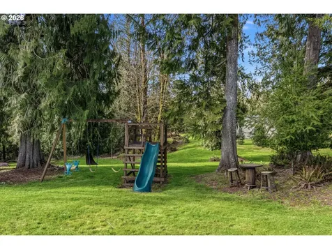 260 Trinity Drive Castle Rock WA 98611