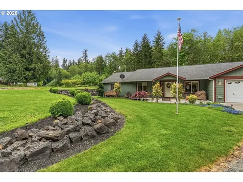 260 Trinity Drive Castle Rock WA 98611