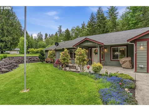 260 Trinity Drive Castle Rock WA 98611