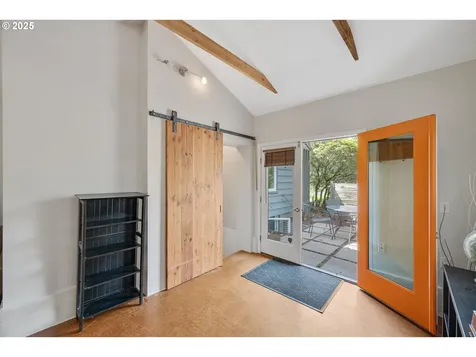 5706 SE Clinton Street Portland OR 97206