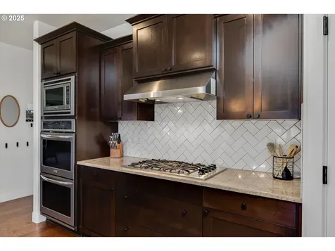 4021 SW Eastwood Avenue Gresham OR 97080