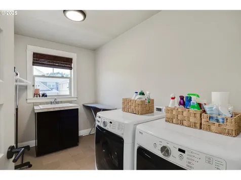 4021 SW Eastwood Avenue Gresham OR 97080