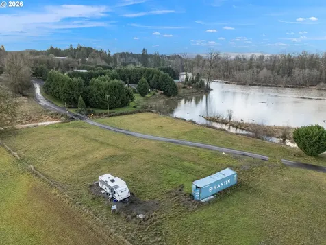 108 Shoreline Drive Toledo WA 98591