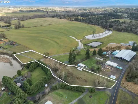 108 Shoreline Drive Toledo WA 98591