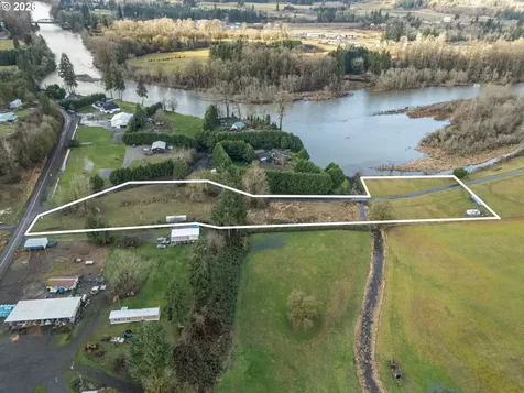 108 Shoreline Drive Toledo WA 98591