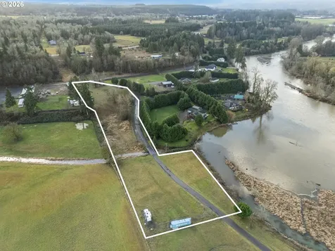 108 Shoreline Drive Toledo WA 98591