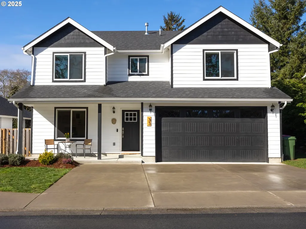 33 NW Kalmia Avenue Warrenton OR 97146