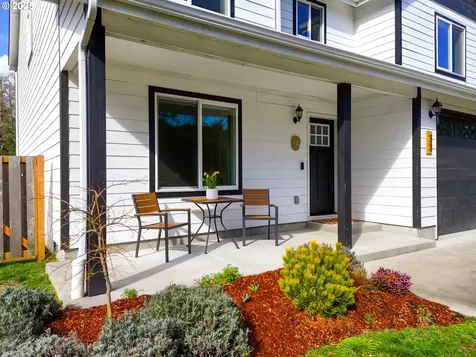 33 NW Kalmia Avenue Warrenton OR 97146