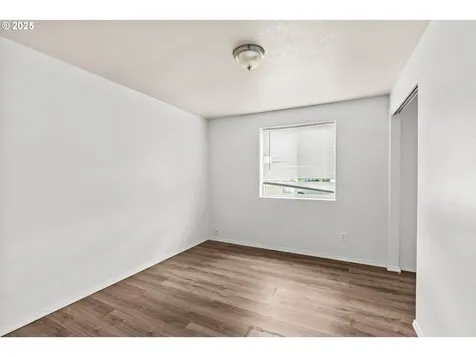 1041 Kees Street Lebanon OR 97355