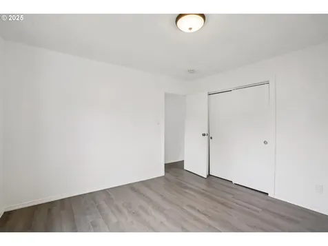 8416 NE Wygant Street Portland OR 97220