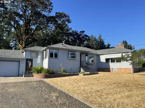 935 SW Hill Drive Willamina OR 97396