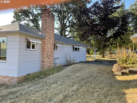 935 SW Hill Drive Willamina OR 97396