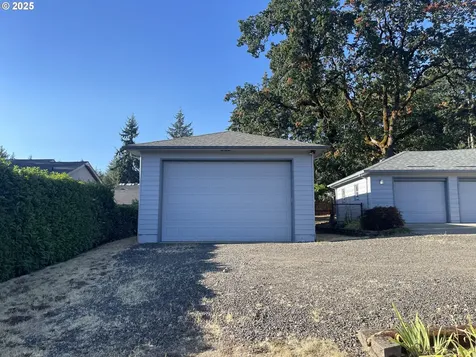 935 SW Hill Drive Willamina OR 97396