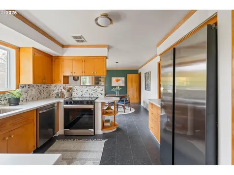 5955 NE 32nd Avenue Portland OR 97211