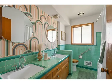 5955 NE 32nd Avenue Portland OR 97211