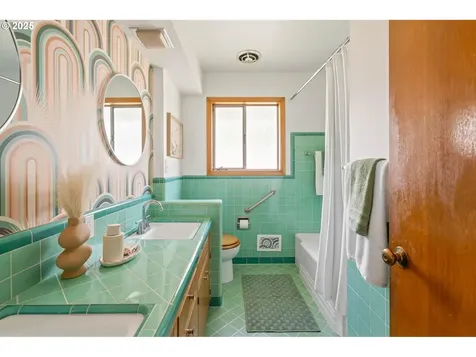 5955 NE 32nd Avenue Portland OR 97211