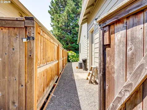 7016 NW 23rd Court Vancouver WA 98665
