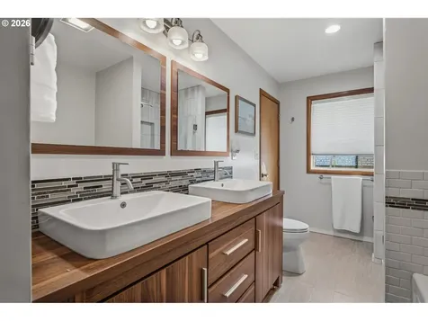 804 NW Sluman Road Vancouver WA 98665