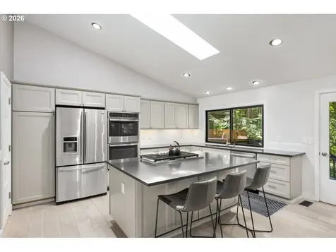 5833 SW Lane Court Portland OR 97221
