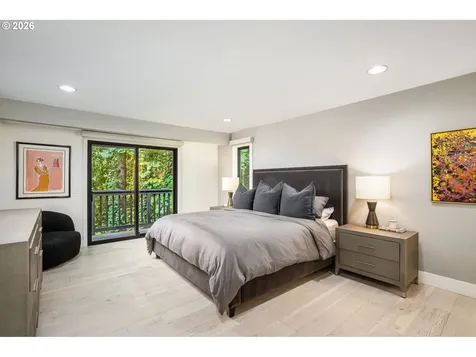 5833 SW Lane Court Portland OR 97221