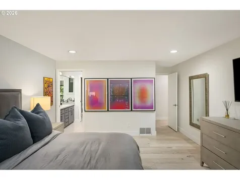 5833 SW Lane Court Portland OR 97221