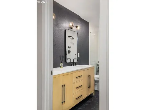 5833 SW Lane Court Portland OR 97221