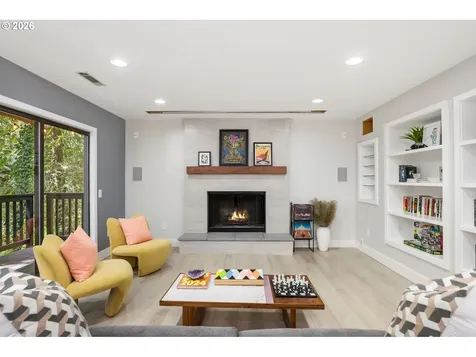 5833 SW Lane Court Portland OR 97221